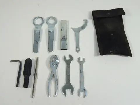 GEREEDSCHAPSET Kawasaki ER 6 2012 - 2015