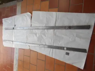 External chrome trims under doors for Fiat 2300 S Coupè