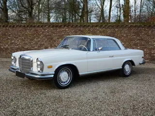 Mercedes-Benz 200-serie 280 SE 3.5 Coupe (W111-026) The top variant for the W111 Coupe, Rare Floorsh