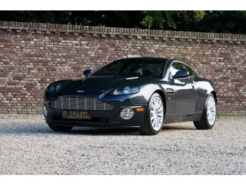 Aston Martin Vanquish 5.9 V12 "11.800 Miles" Presented in "Snow Shadow Grey" with the 2+2 interior w
