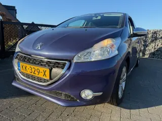 Peugeot 208 1.2 VTi Style (bj 2014)