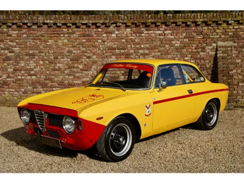 Alfa Romeo Giulia Sprint GT 1600 "Scuderia" Since several decades in use as a race and rally car (ac
