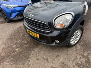 Mini Mini Countryman 1.6 One D Pepper. Export / Handelaar motor defect.