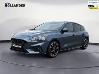 Ford Focus 1.0 EcoBoost Hybrid ST Line X . Keyless/Camera