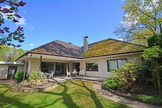 Op toplocatie goh vrijst. woonhuis, ook gelijkvloers wonen