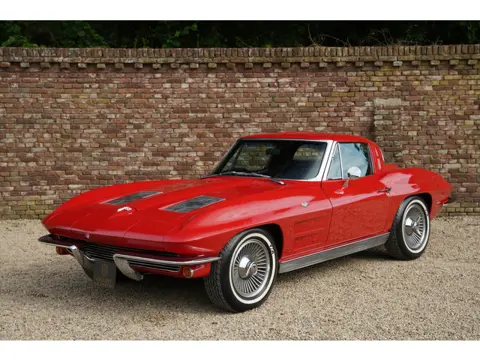 Chevrolet Corvette C2 Sting Ray Split Window Rare one-year-only "Split Window" Coupé, Finished in Ri