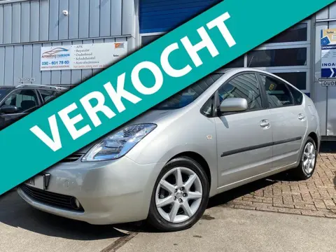 Toyota Prius 1.5 VVT-i / Hybride / Garantie / YoungTimer / Prachtig !