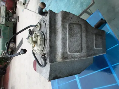 Rh fuel tank for Ferrari 360