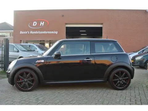 Mini Mini 1.4 One Anniversary MK II airco apk 03-05-2026 inruil mogelijk