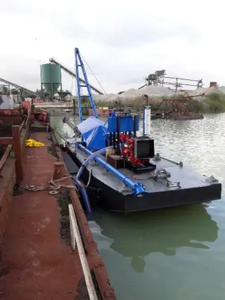 Suction dredger 8 inch