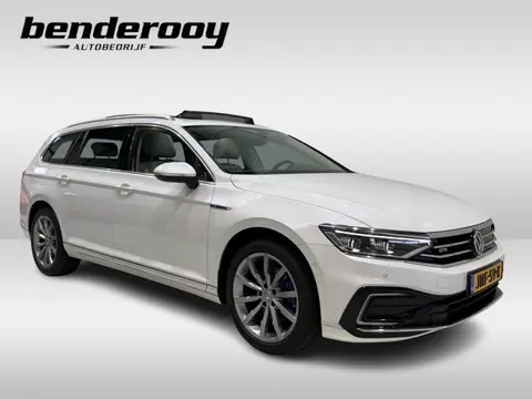Volkswagen Passat Variant 1.4 TSI PHEV GTE 218pk | Pano dak | Head Up | Trekhaak
