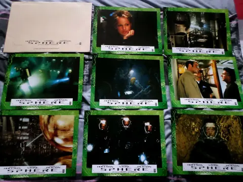 SPHERE lobbycard set.