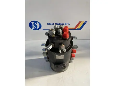 Neuson 3503 Centrale doorvoer Drehdurchführung