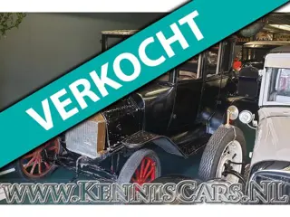Ford 1913/25 Model T Fordor Roadster