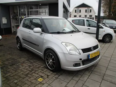 Suzuki Swift 1.3 Shogun +NAP (bj 2007)