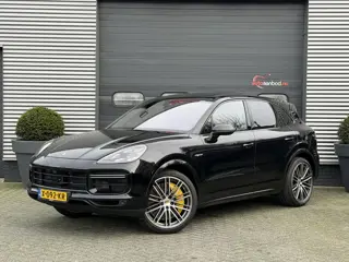 Porsche Cayenne 4.0 Turbo S E-Hybrid 680 PK | Keramische Remmen | Panoramadak | Head-Up Display | 36