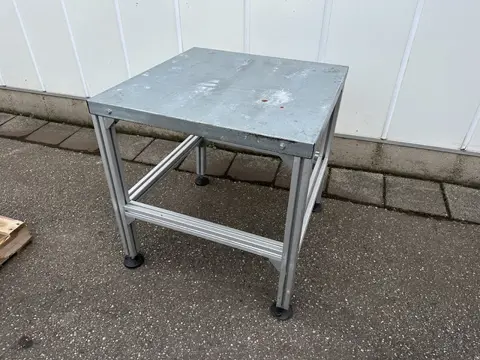 Werktafel 70 x 70 cm