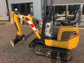 Caterpillar 300.9 (bj 2018)