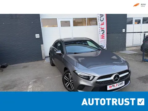 Mercedes-Benz A-klasse 250 e Premium Plus | 1 Jaar Grantie
