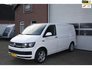 Volkswagen Transporter 2.0 TDI L1H1 3Zits airco .cruise control.1eigenaar.dealer onderhouden.
