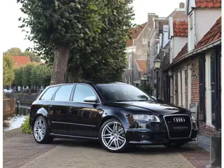 Audi RS4 Avant 4.2 FSI Quattro | Handbak - Collectable - BTW - Historie