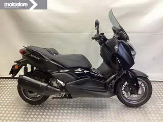 Yamaha X-MAX 300 TECH MAX (bj 2024, automaat)