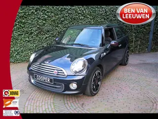 MINI Clubman 1.6 Cooper Hampton R55 LCI met Xenon, PDC, Leer, Pano.dak en 17"