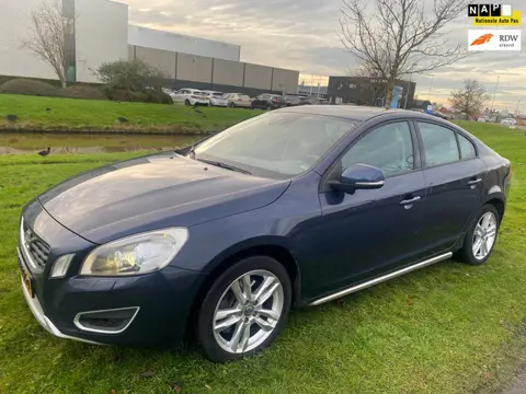 Volvo S60 2011 * 2.0T Intro Edition * 203PK * AUTOMAAT * APK