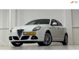 Alfa Romeo Giulietta 1.4 T Distinctive 3e Eigenaar Clima Mooi! Garantie