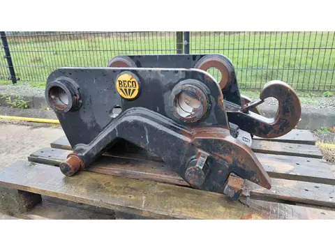 Beco CW30 / CW40 coupler as good as new / Doosan DX225