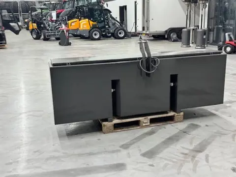 Fendt Frontkist, opbergbox (bj 2025)