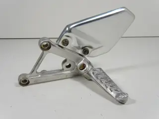 LINKER SCHETSPLAAT Aprilia Tuono 1000 2003 - 2005