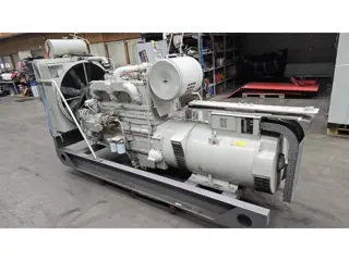 Cummins 225 kVA (NT855-G) (bj 1982)