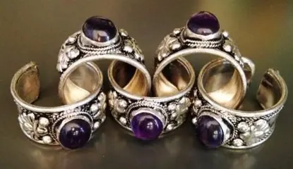 Tibetaans zilveren ring met Amethist en Lotus