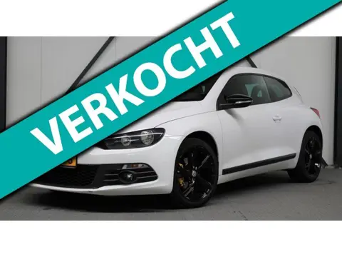 Volkswagen Scirocco 1.4 TSI l 122 pk l Bose l 18 inch lichtmetalen velgen l Navi l Bluetooth