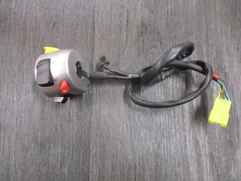 STUURSCHAKELAAR LINKS Suzuki VL 800 2001 - 2004