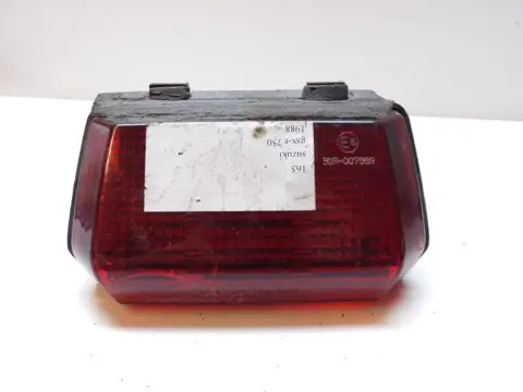 ACHTER LICHT Suzuki GSX R 750 1985 - 1989
