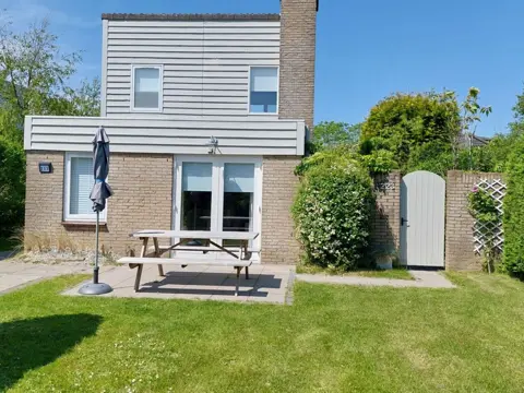 Comfortabel vakantiehuis vlakbij het Noordzeestrand in het noorden van Texel