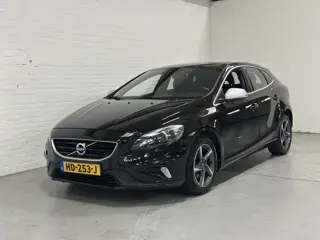 Volvo V40 2.0 D2 R-Design Business NAVI /CRUISE /  CLIMA / TREKHAAK