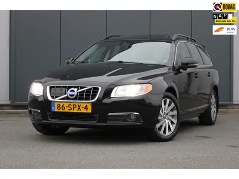 Volvo V70 1.6 T4 Limited Edition, Automaat, Leder, Trekhaak, Blis, Adaptive Cruise, Stoelverwarming,