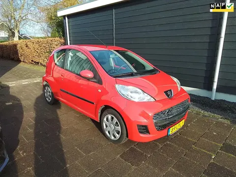 Peugeot 107 1.0-12V Urban Move met Airco Toereteller Elektrisepakket met nap km