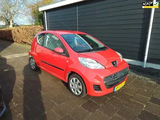 Peugeot 107 1.0-12V Urban Move met Airco Toereteller Elektrisepakket met nap km