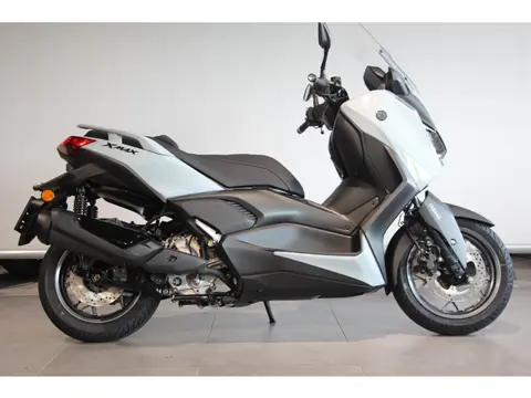 Yamaha X MAX 300 TECHMAX + (bj 2026)