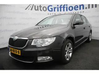 Škoda Superb 1.8 TSI Ambition Business Line nette hatchback met navi