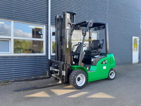 Hangcha CPD35 3500KG  4,8M Triplex Mast Li-Ion.