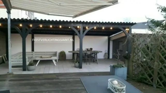 Prikkabel 10 meter 14 led lampen € 69.95