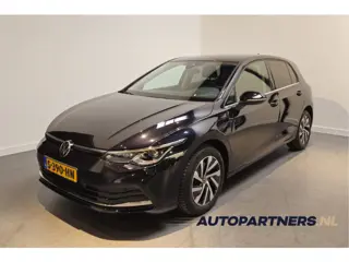 Volkswagen Golf 1.4 eHybrid Style - Stoel/Stuurverwarming - Massagefunctie - Adaptive Cruise - Apple