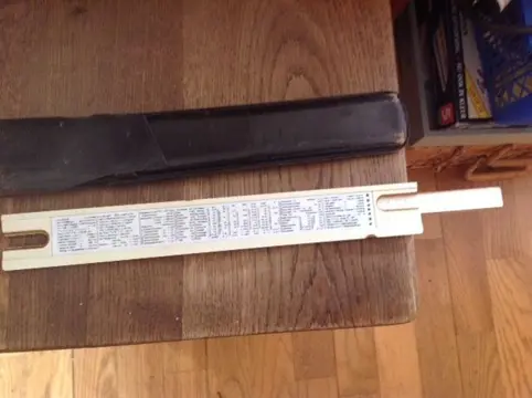 Rekenliniaal / Rekenlat in etui