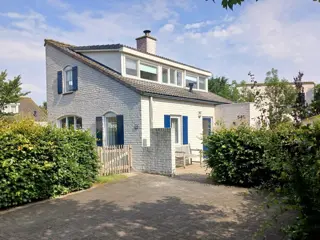 Vakantiehuis met eigen sauna op vakantiepark bij De Cocksdorp