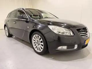 Opel Insignia SPORTS TOURER 2.0 CDTI Cosmo (bj 2010)